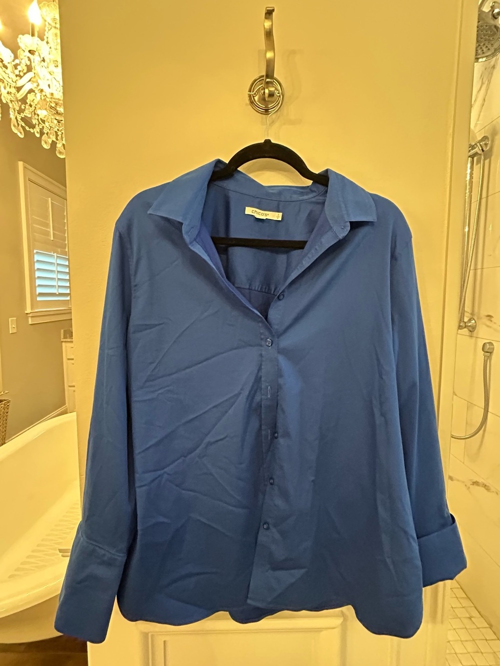 Cropped Blue Button-Down Shirt - Classic Style